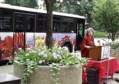 Mayor dedicates buses